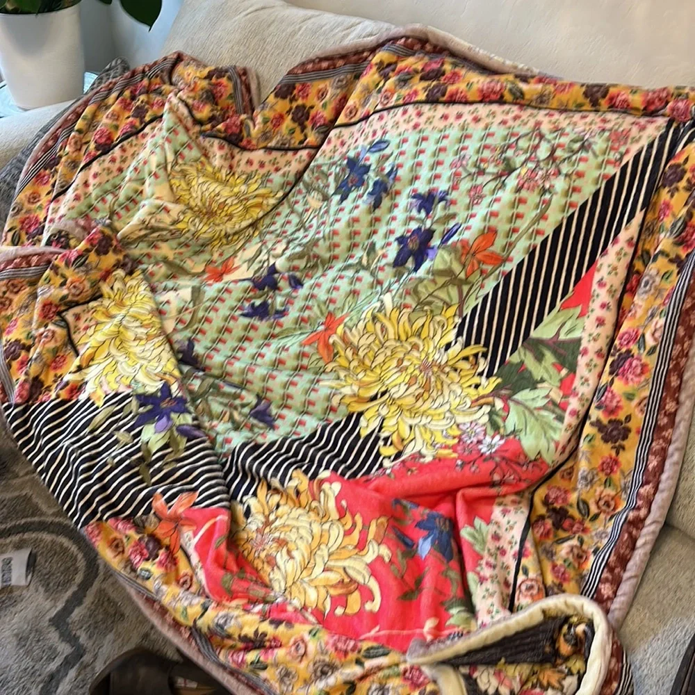 Gorgeous Johnny was blanket and case